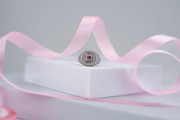 ROUND BRILLIANT LADIES RING
